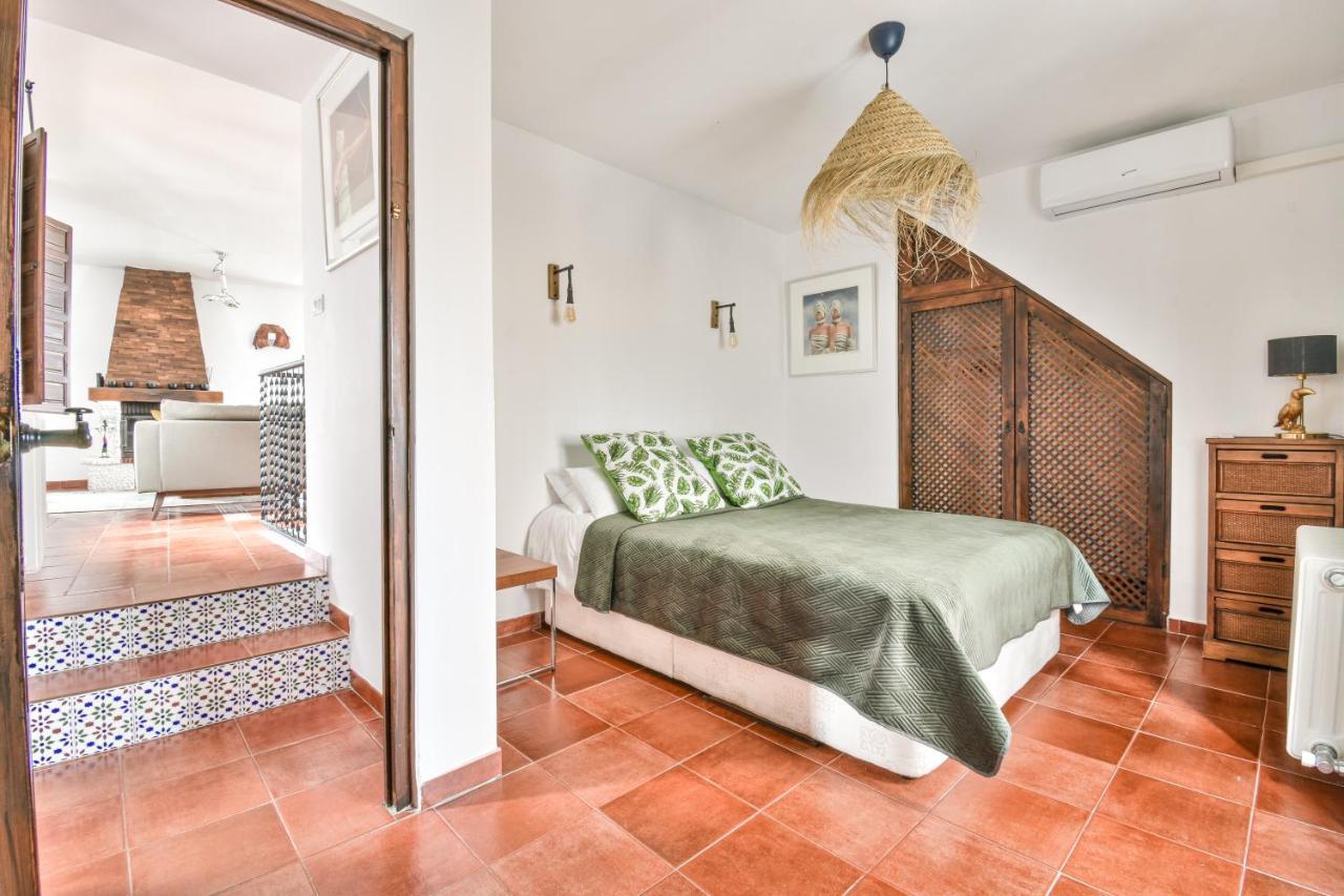 Casa Sol Y Aire - Vakantievilla In Dorp Met Prive Zwembad Pinos del Valle Exterior photo